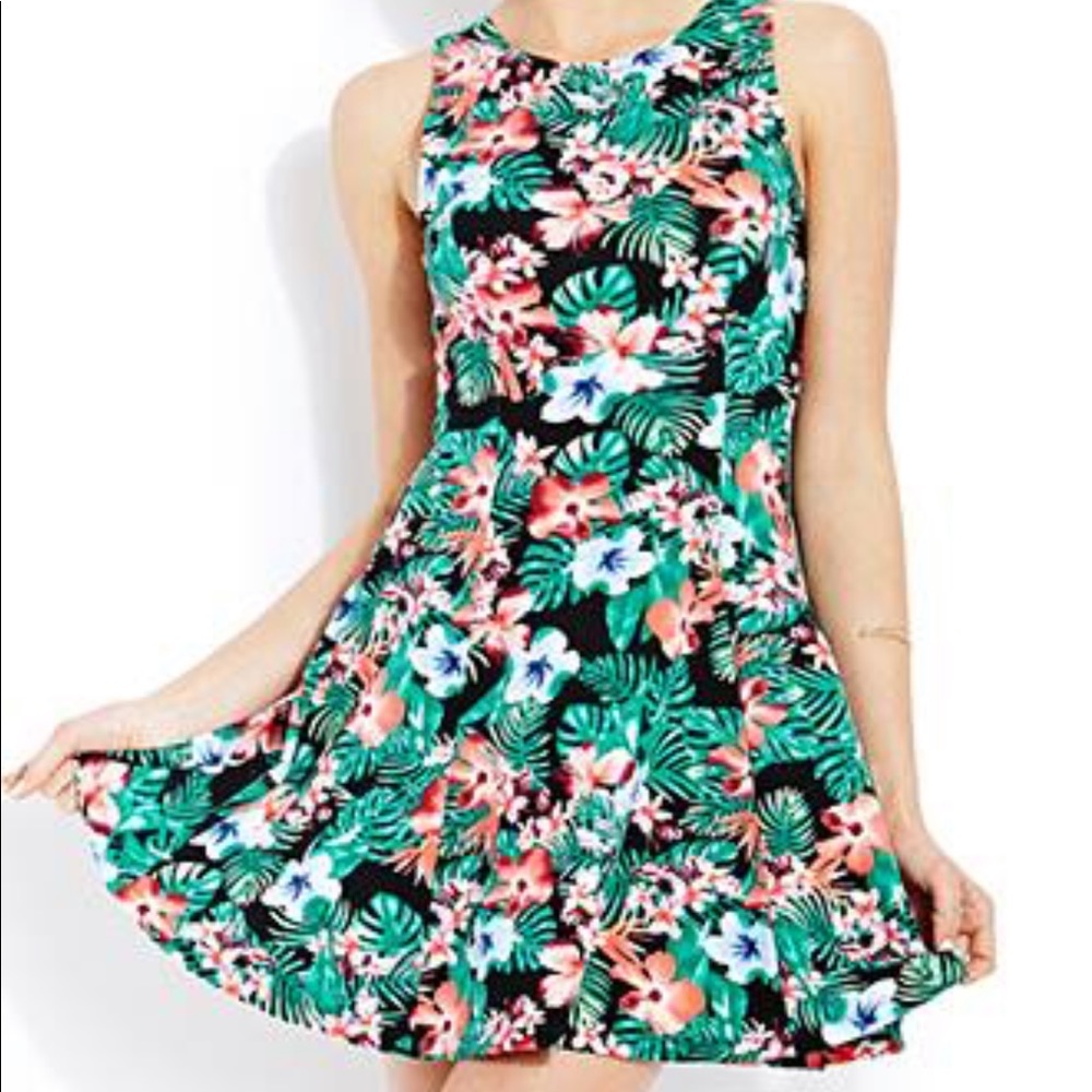 Forever 21 Tropical Floral Circular Dress